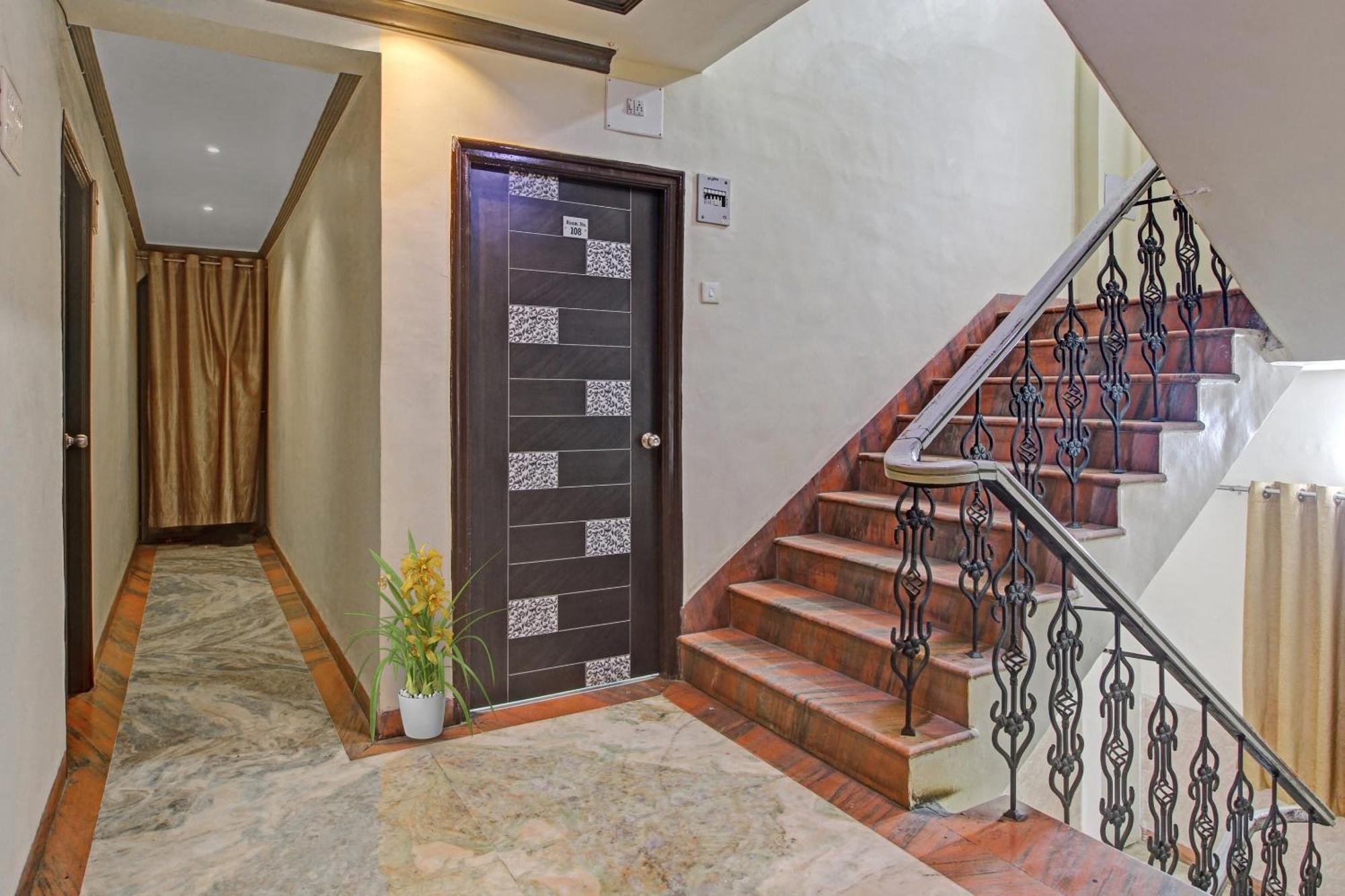Hotel O Kasturi Resort Méribel Village Kültér fotó